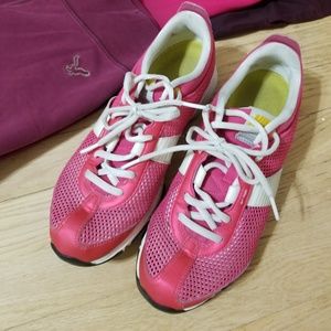 Women's Pink Nike sz8